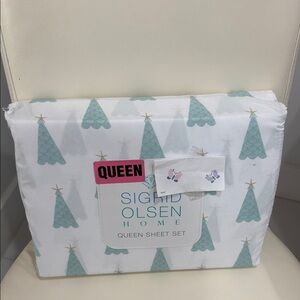 Sigrid Olsen  White & Green "Clamshell" Christmas Trees Queen Sheet Set
